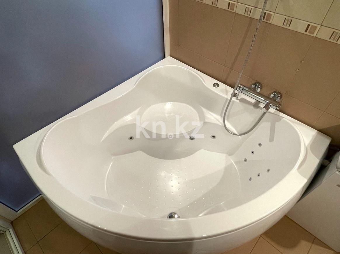 Аренда 2-комнатной квартиры посуточно, 1 м², ул. Конституции Казахстана, дом  29 в Петропавловске - фото 15