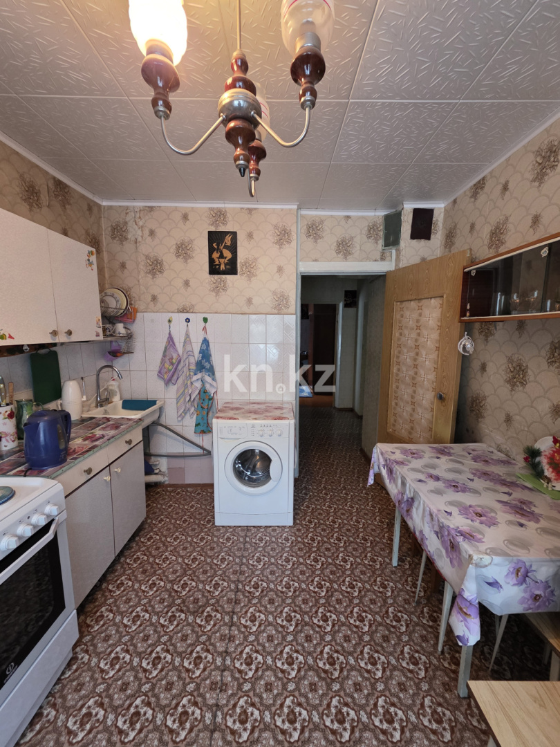 Продажа 3-комнатной квартиры, 64.7 м² в Караганде