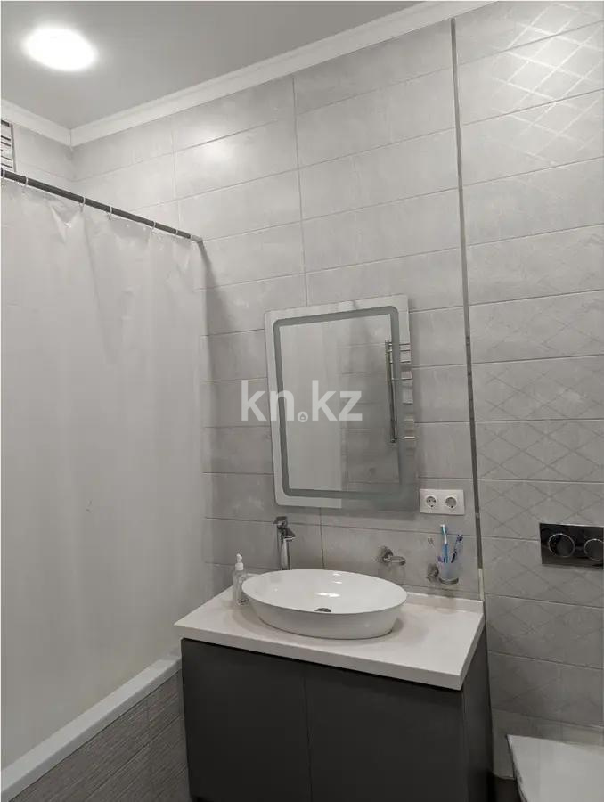 Продажа 2-комнатной квартиры, 65 м² в Алматы - фото 4