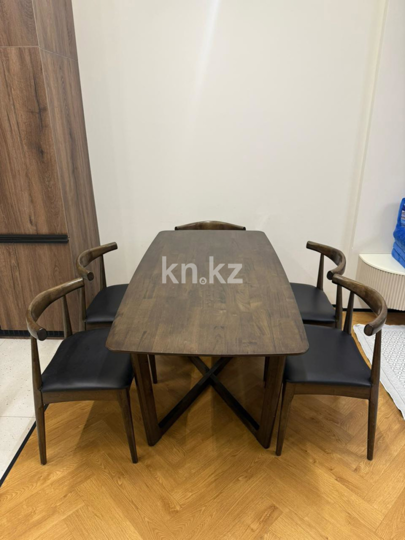 Продажа 2-комнатной квартиры, 81.1 м² в Алматы - фото 4