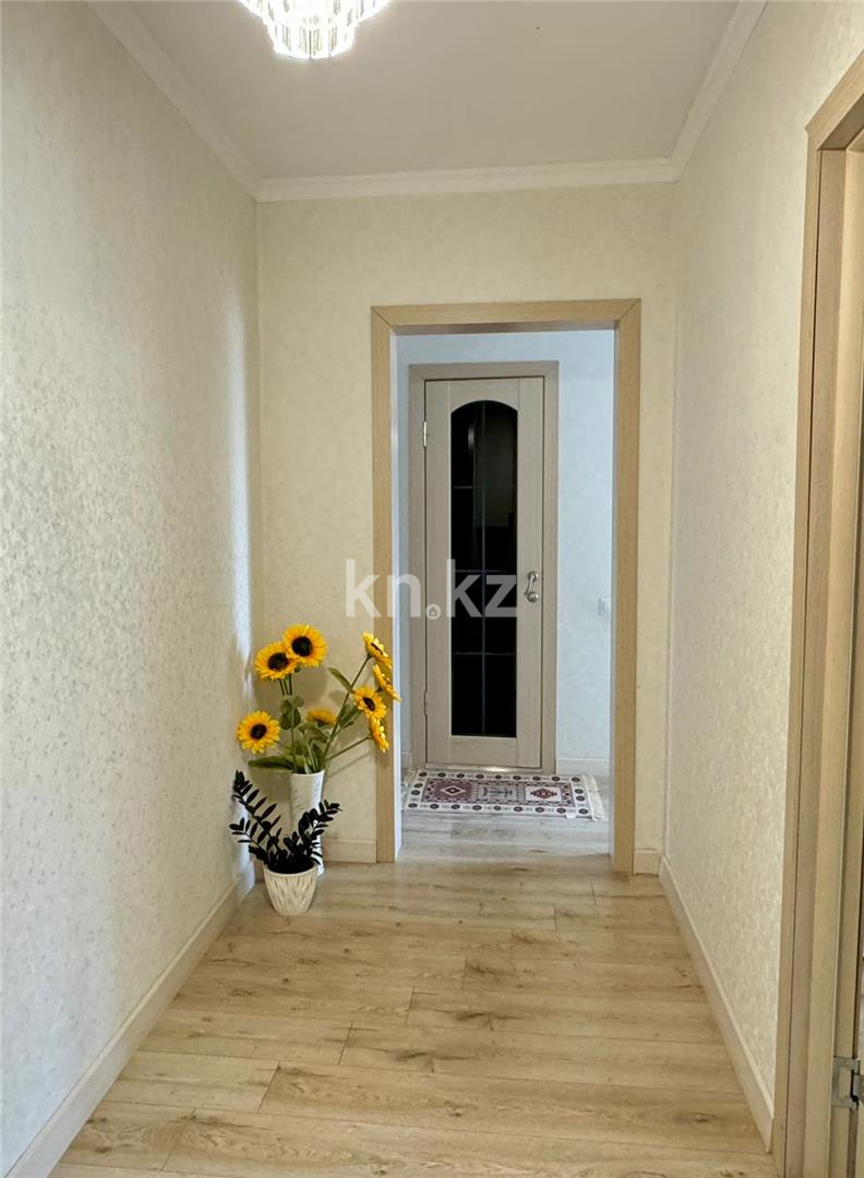 Продажа 2-комнатной квартиры, 59 м², ул. Ермекова, дом  106а в Караганде - фото 12