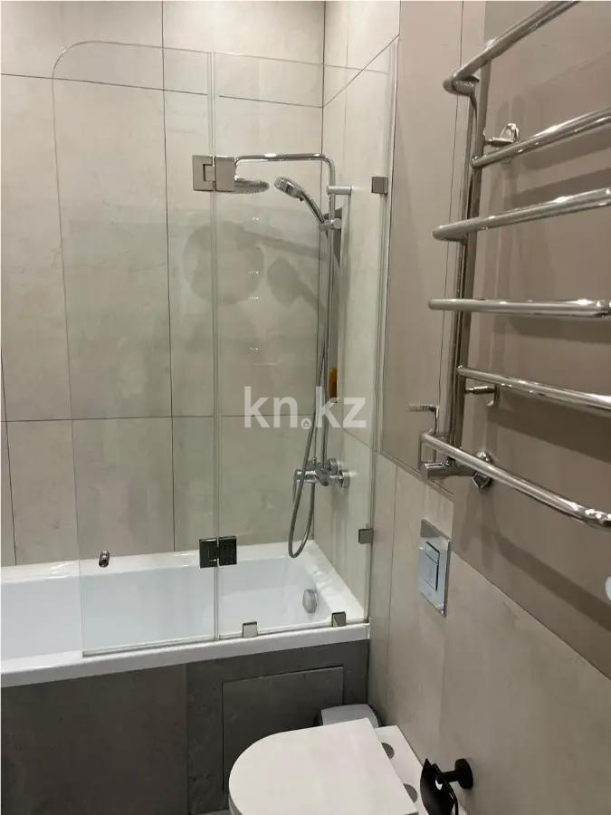 Продажа 2-комнатной квартиры, 70 м², ул. Касымова, дом  32 в Алматы - фото 3