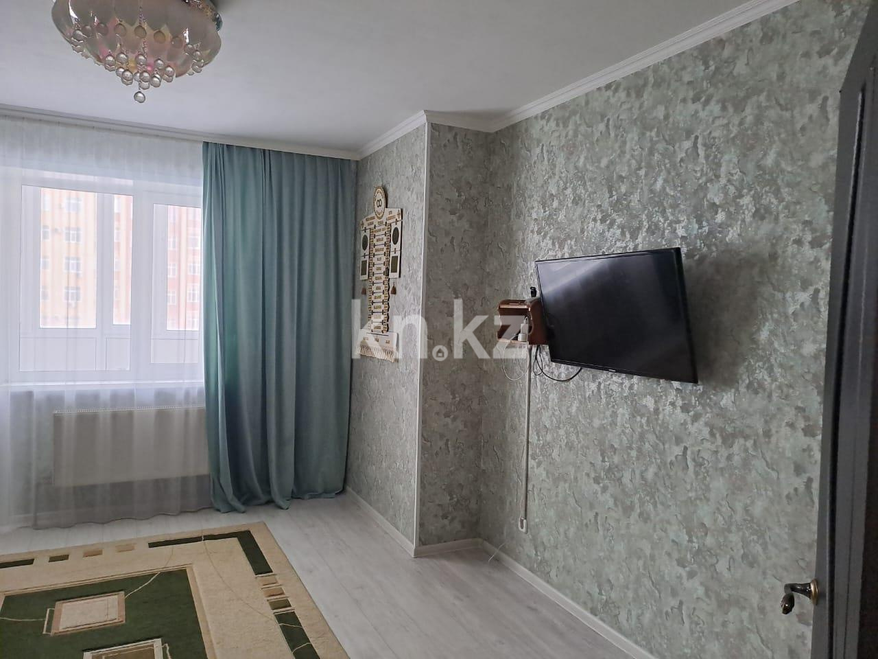 Продажа 2-комнатной квартиры, 60 м², пр. Шахтеров, дом  70 в Караганде - фото 5