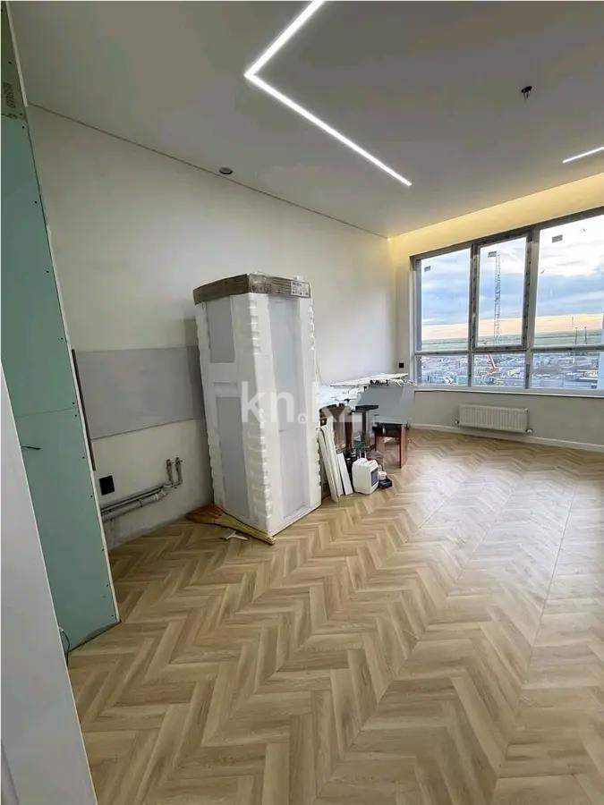 Продажа 2-комнатной квартиры, 68 м² в Астане