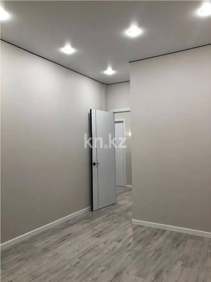 Продажа 2-комнатной квартиры, 61 м², ул. Жургенова, дом  19 в Астане - фото 3