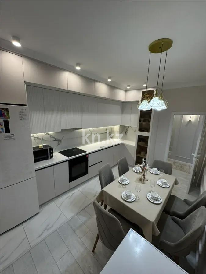 Продажа 2-комнатной квартиры, 68 м², ул. Асфендиярова в Астане - фото 3