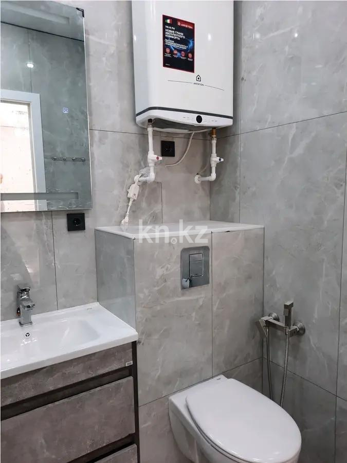 Продажа 2-комнатной квартиры, 53 м², ул. Ашимова, дом  13 в Караганде - фото 3