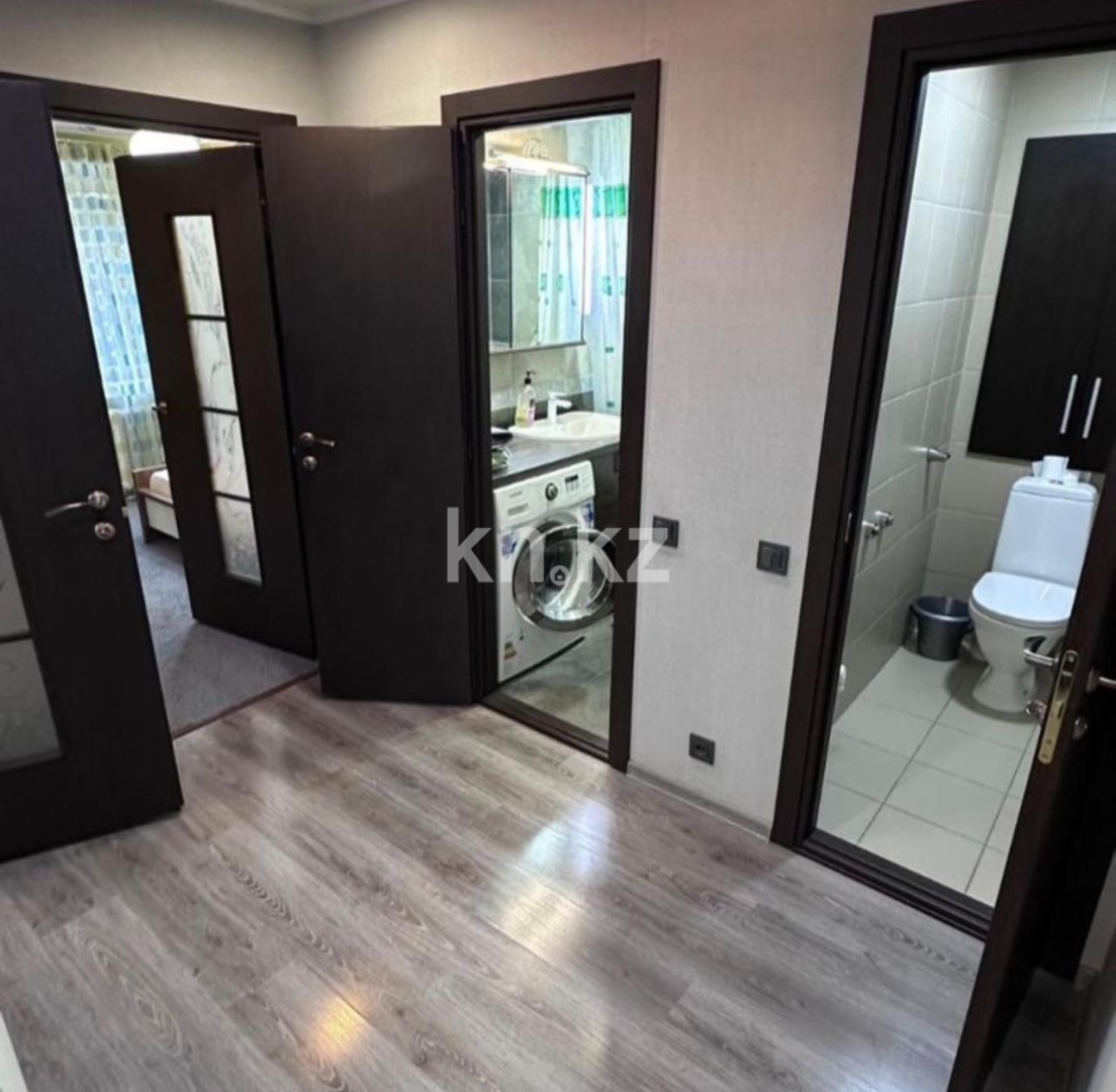 Аренда 3-комнатной квартиры посуточно, 88 м², ул. Набережная Славского, дом  48 в Усть-Каменогорске - фото 12