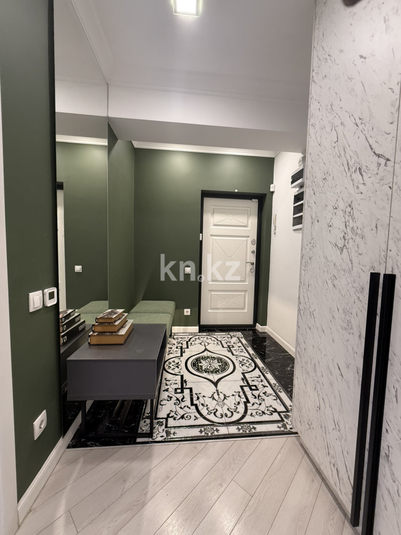 Продажа 2-комнатной квартиры, 65 м² в Алматы