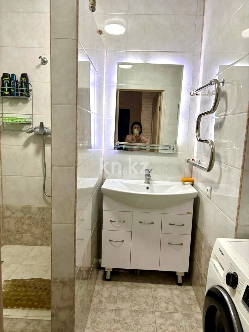 Продажа 2-комнатной квартиры, 65.5 м² в Алматы - фото 8