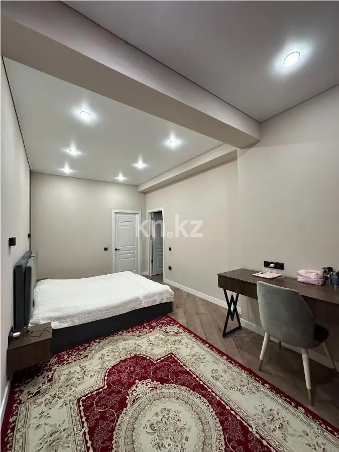 Продажа 2-комнатной квартиры, 65 м², пр. Абая, дом  164/4 в Алматы - фото 2