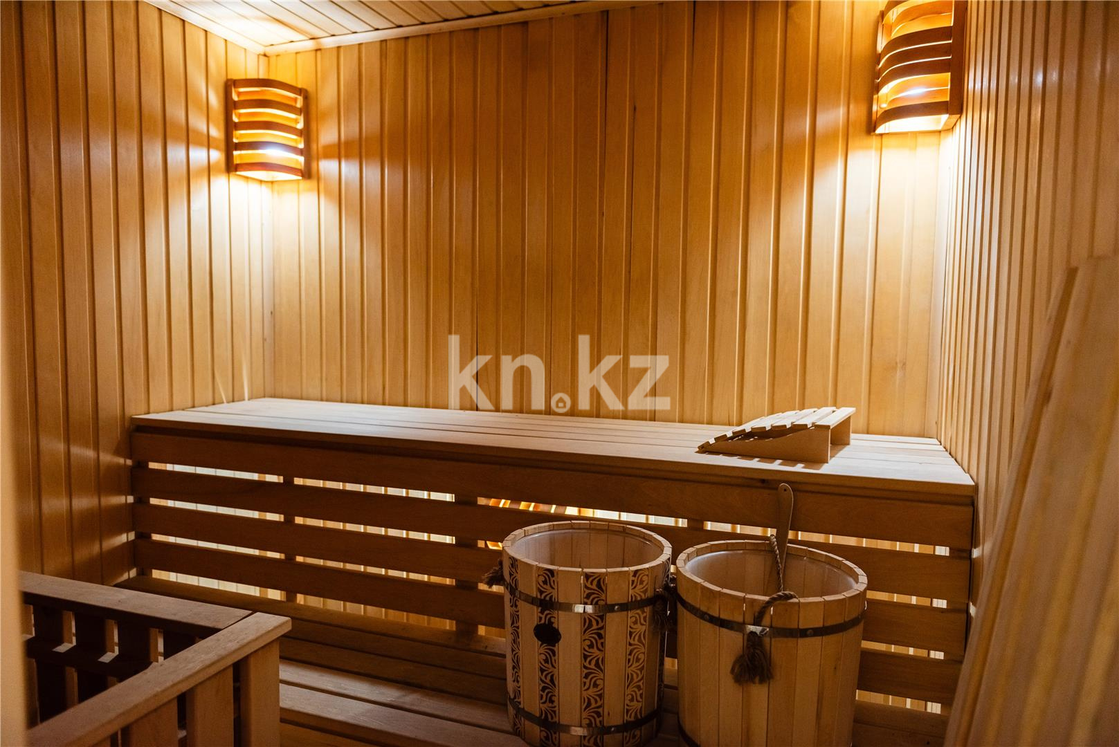 Продажа 6-комнатной квартиры, 345 м², ул. Муканова, дом  53 в Караганде - фото 48