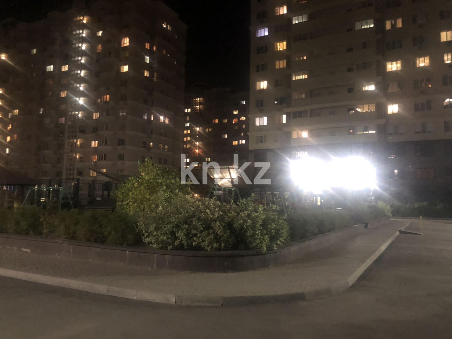 Продажа 2-комнатной квартиры, 80 м² в Алматы