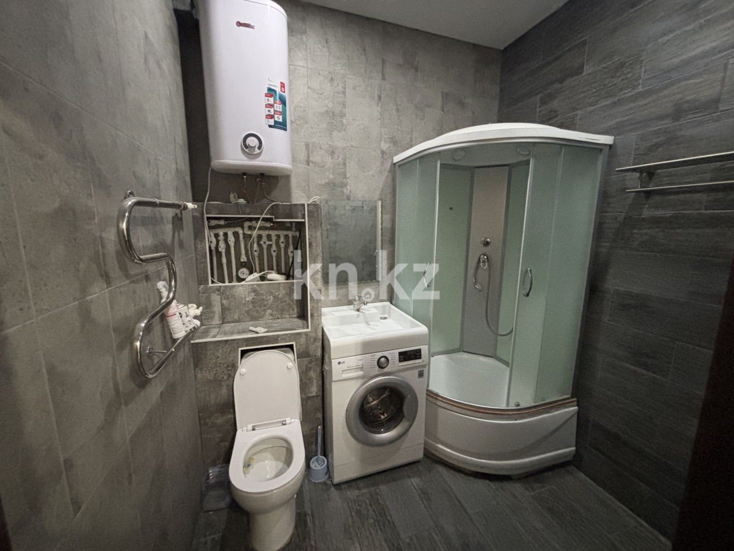 Продажа 1-комнатной квартиры, 40.2 м², пр. Шахтеров, дом  52Б в Караганде - фото 7