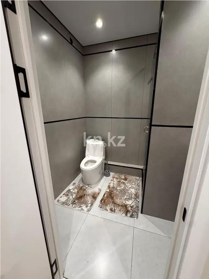 Продажа 2-комнатной квартиры, 65 м² в Алматы - фото 4