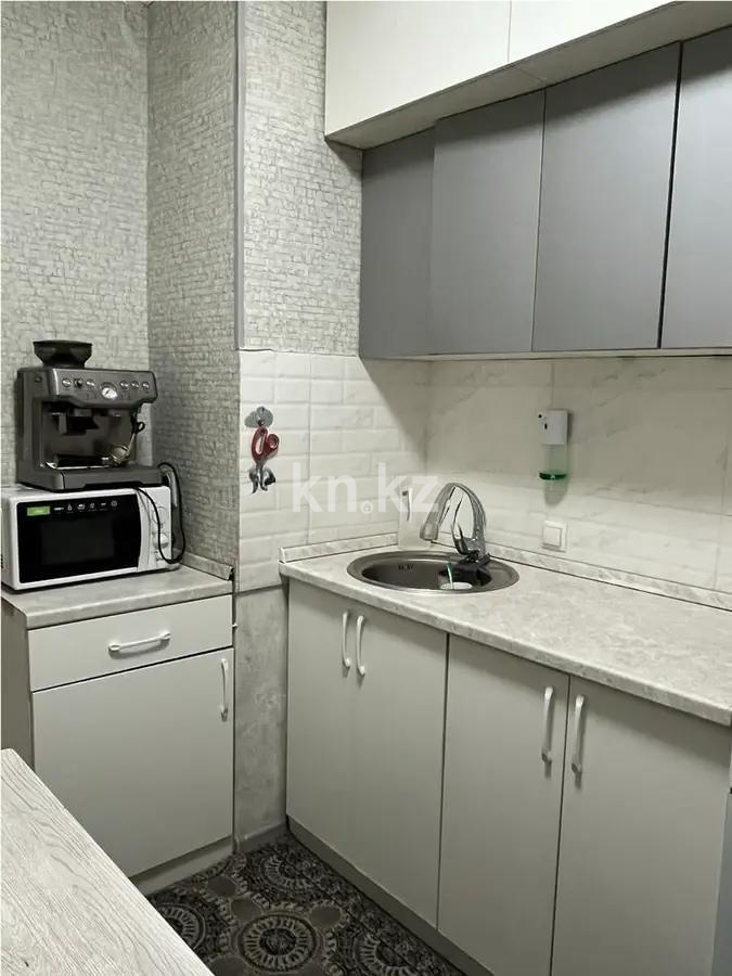 Продажа 4-комнатной квартиры, 67 м² в Алматы - фото 4