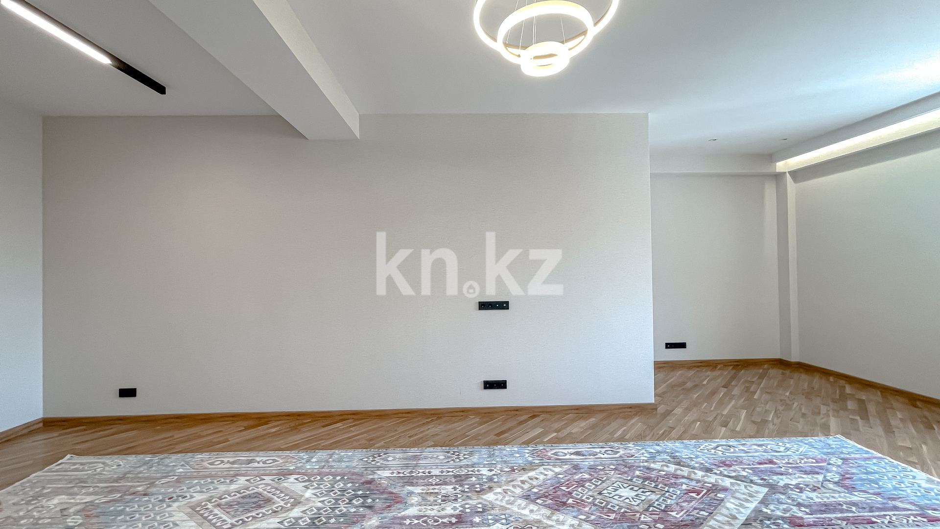 Продажа 3-комнатной квартиры, 215 м² в Алматы - фото 39