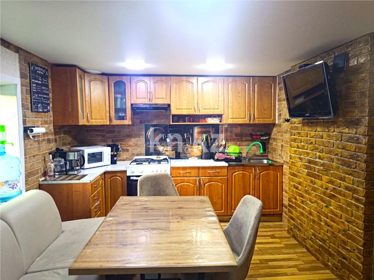 Продажа 3-комнатного дома, 70 м², ул. Учительская в Караганде - фото 9