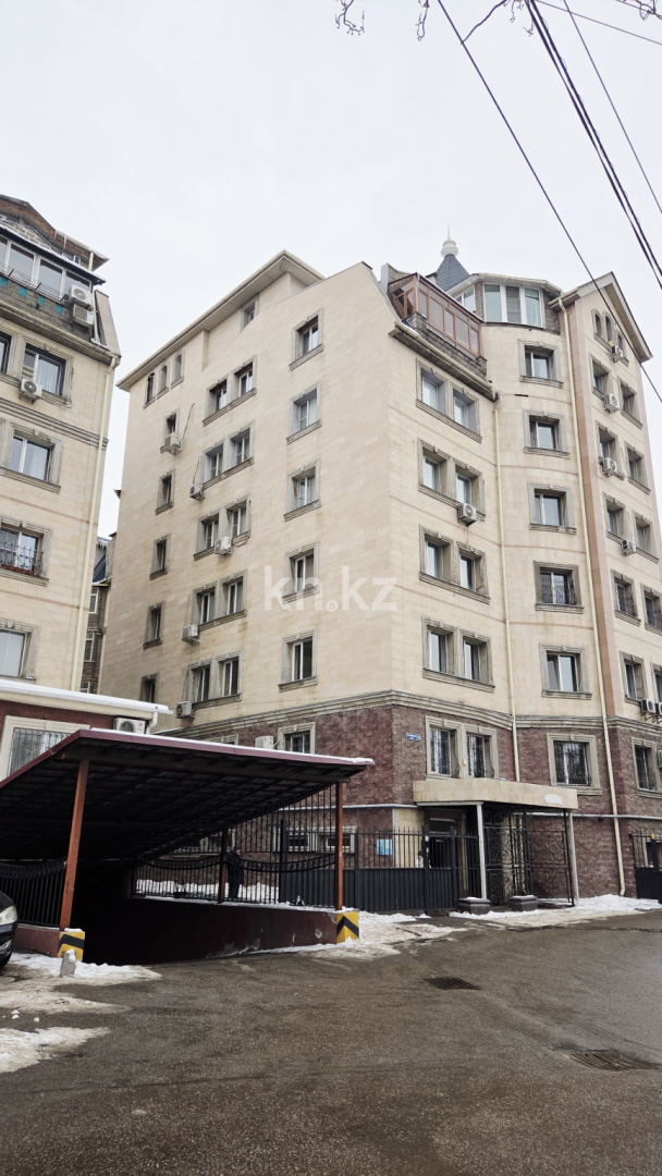 Продажа 4-комнатной квартиры, 132.1 м² в Алматы - фото 4