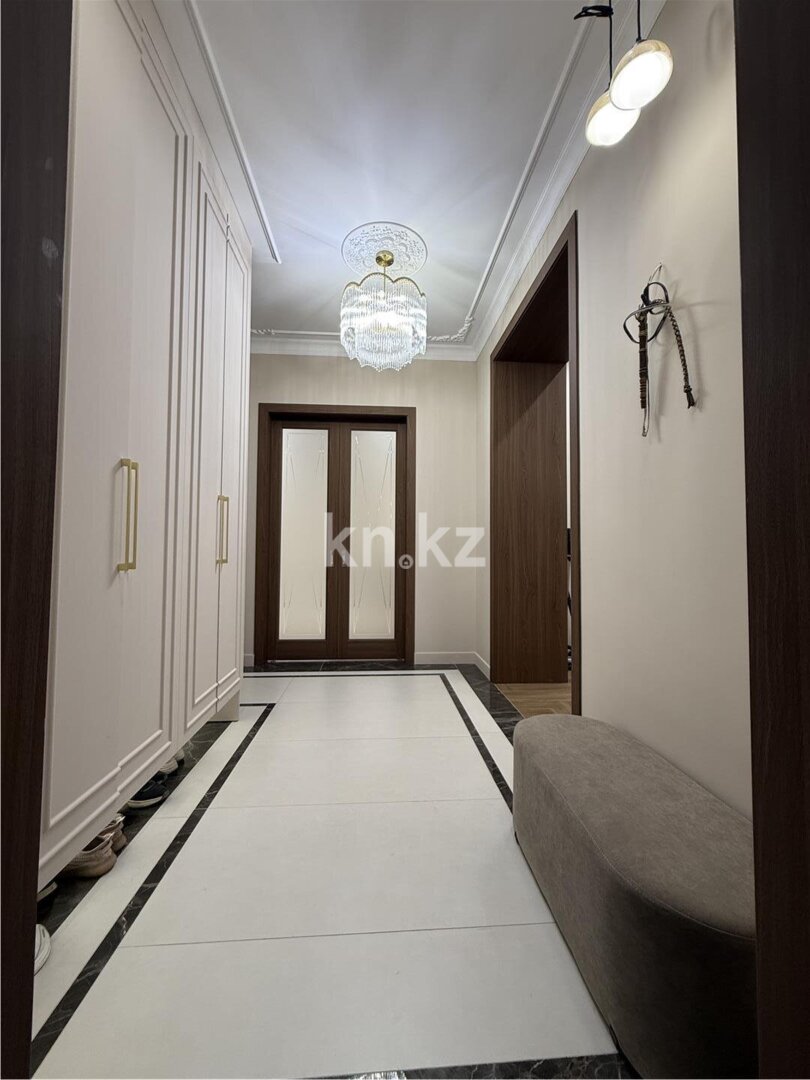 Продажа 4-комнатной квартиры, 130 м² в Караганде - фото 24