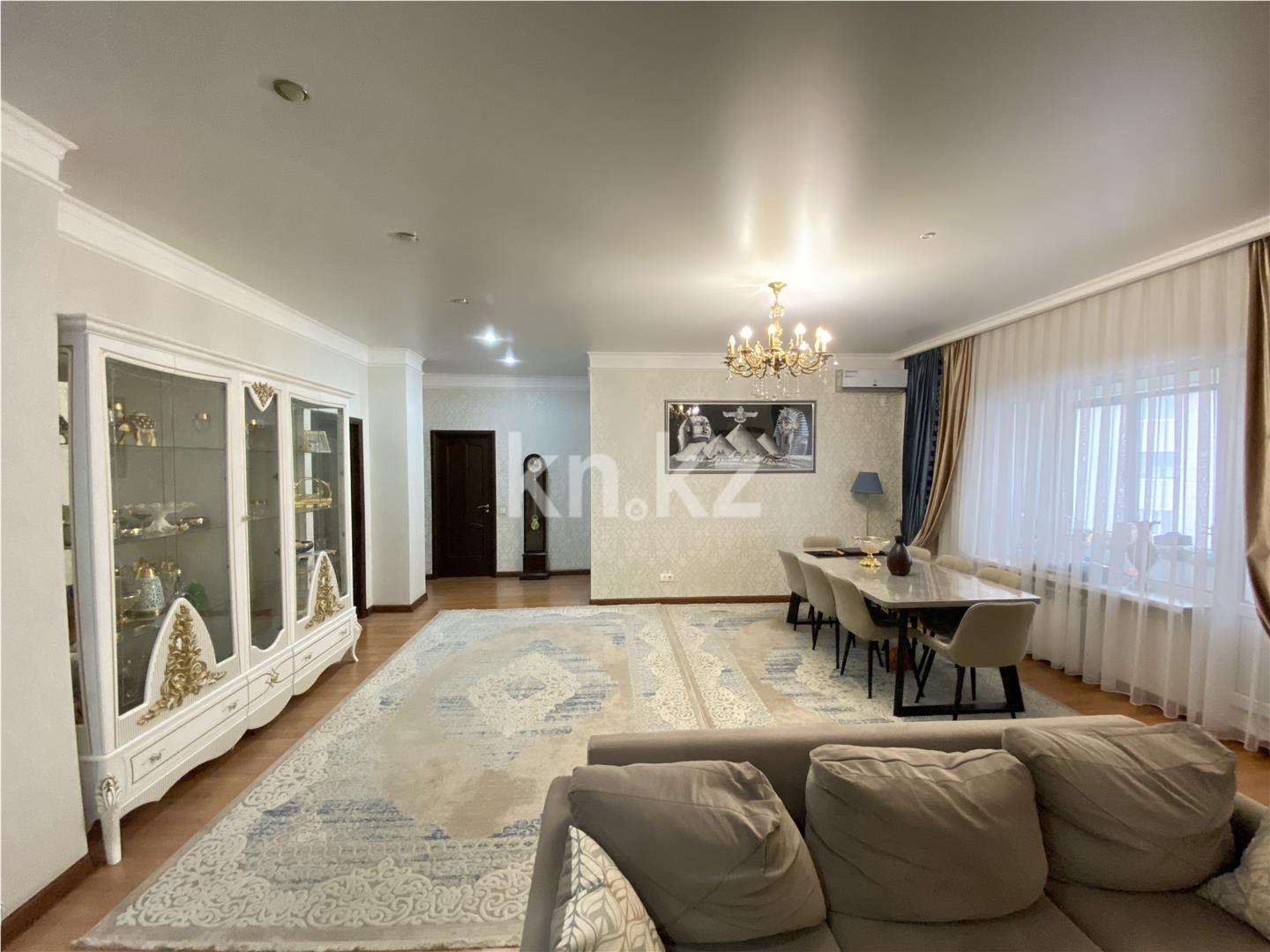 Продажа 4-комнатной квартиры, 122.6 м² в Астане - фото 2