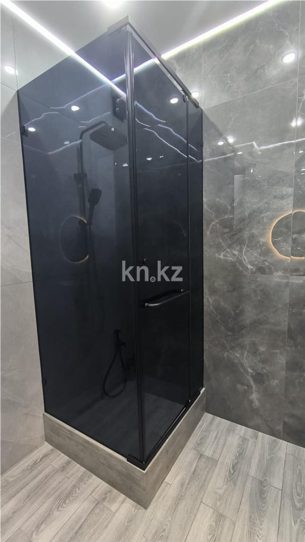 Продажа 2-комнатной квартиры, 72 м², ул. Университетская в Караганде - фото 8