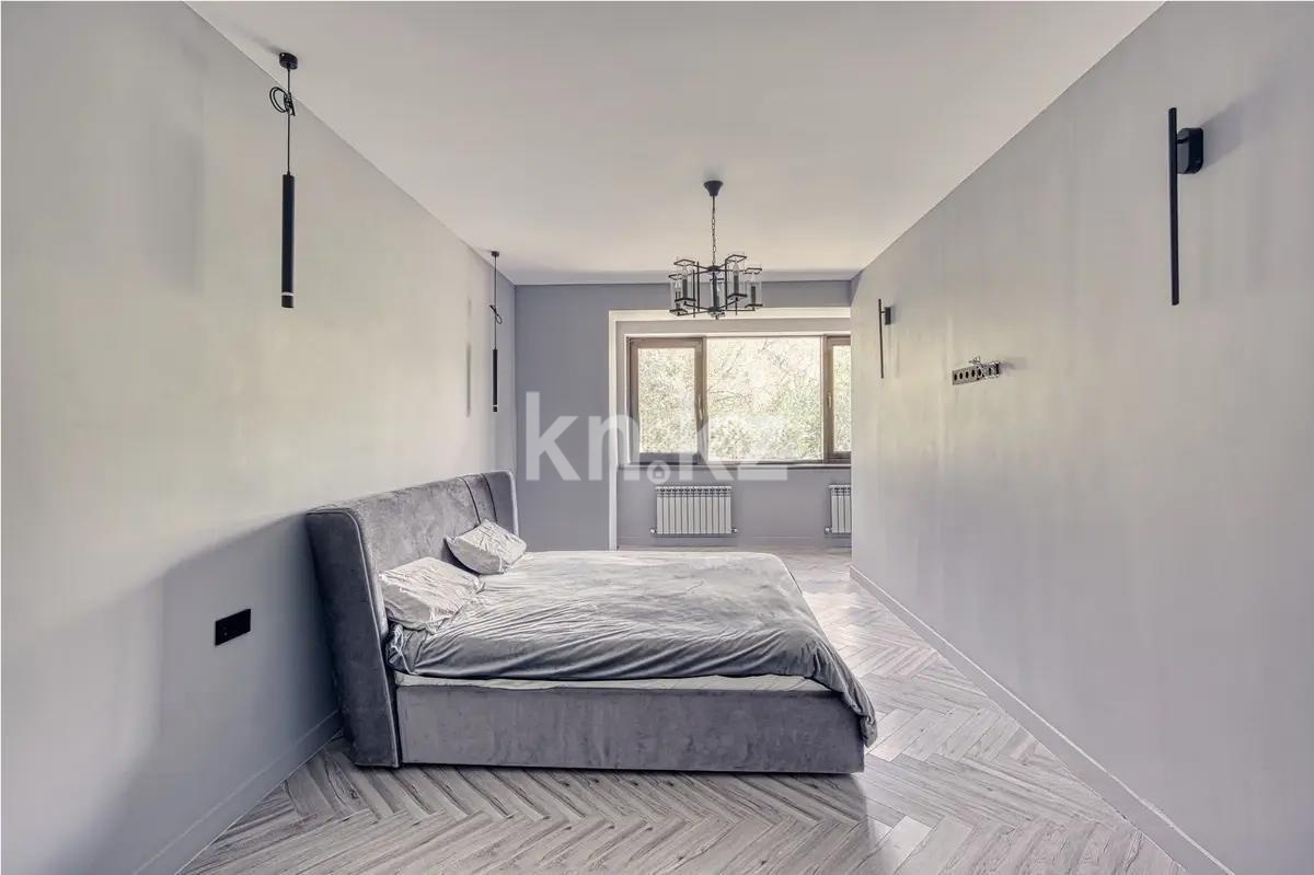 Продажа 4-комнатной квартиры, 190 м², пр. Аль-Фараби, дом  1а в Алматы - фото 2