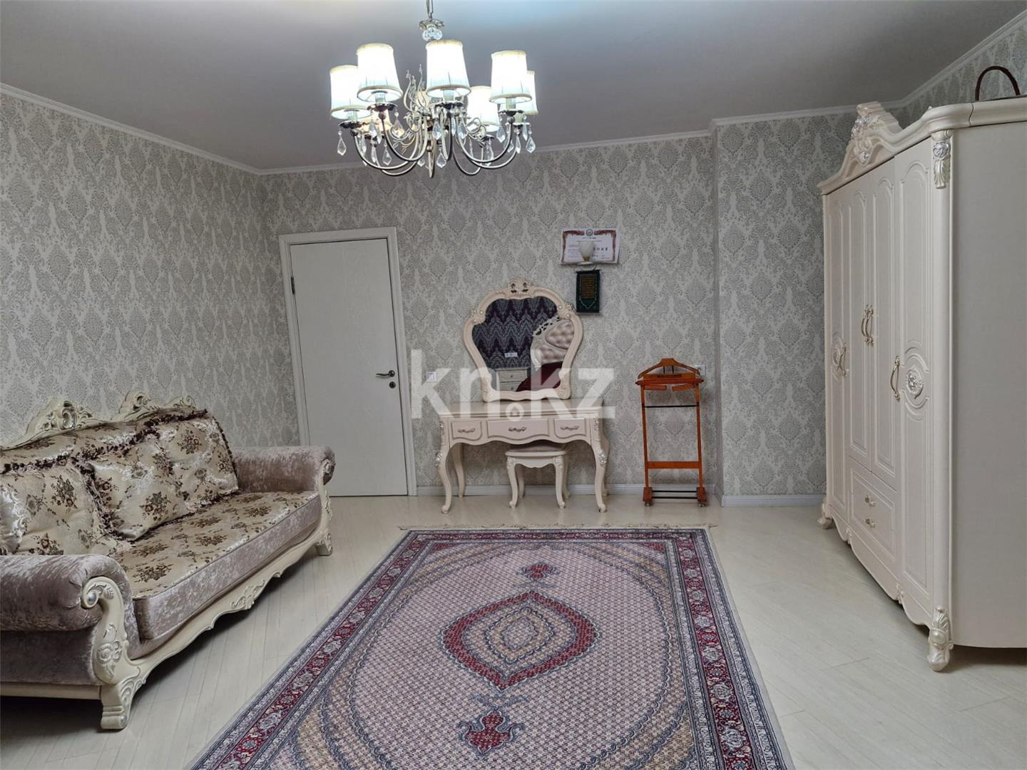 Продажа 5-комнатной квартиры, 202 м², пр. Абая в Астане - фото 7