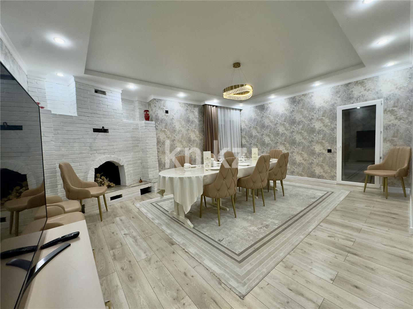 Продажа 6-комнатного дома, 516 м², ул. Батыр Баяна, дом  51 в Караганде