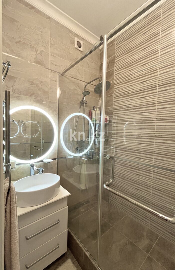 Продажа 2-комнатной квартиры, 71 м² в Алматы - фото 10