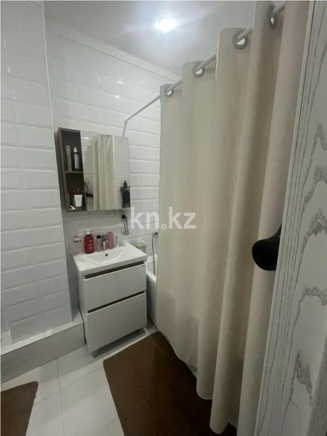 Продажа 2-комнатной квартиры, 61 м², пр. Кабанбай батыра, дом  58б/2 в Астане - фото 3