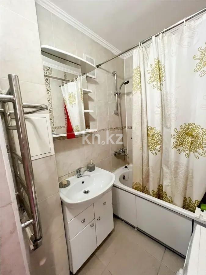 Продажа 3-комнатной квартиры, 63.9 м² в Алматы - фото 3