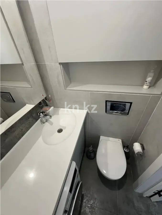 Продажа 2-комнатной квартиры, 83 м², мкр-н Аксай-3б, дом  30а в Алматы - фото 5