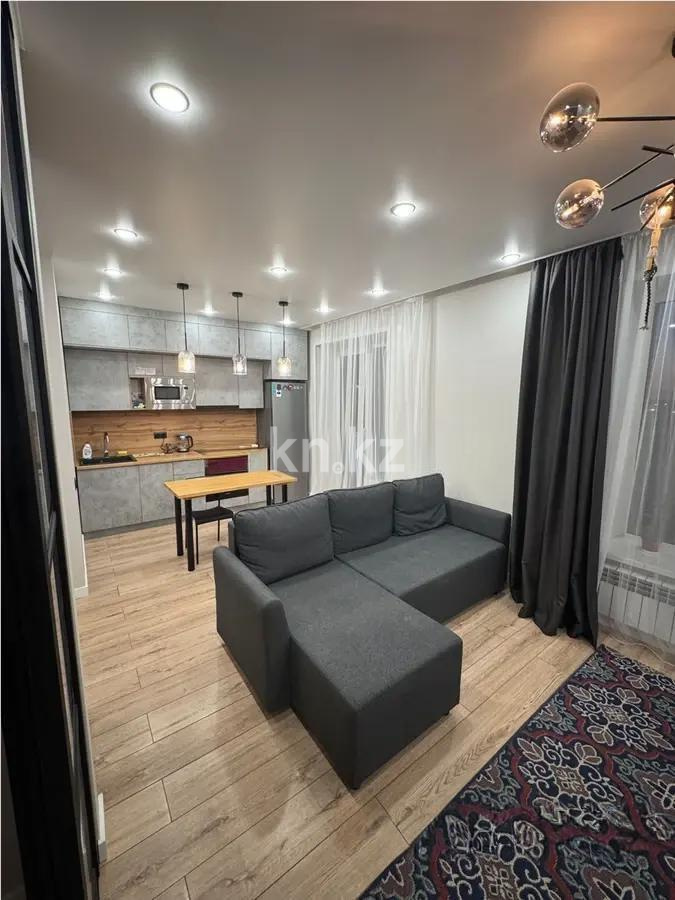 Продажа 1-комнатной квартиры, 40 м², пр. Кабанбай батыра, дом  59 в Астане