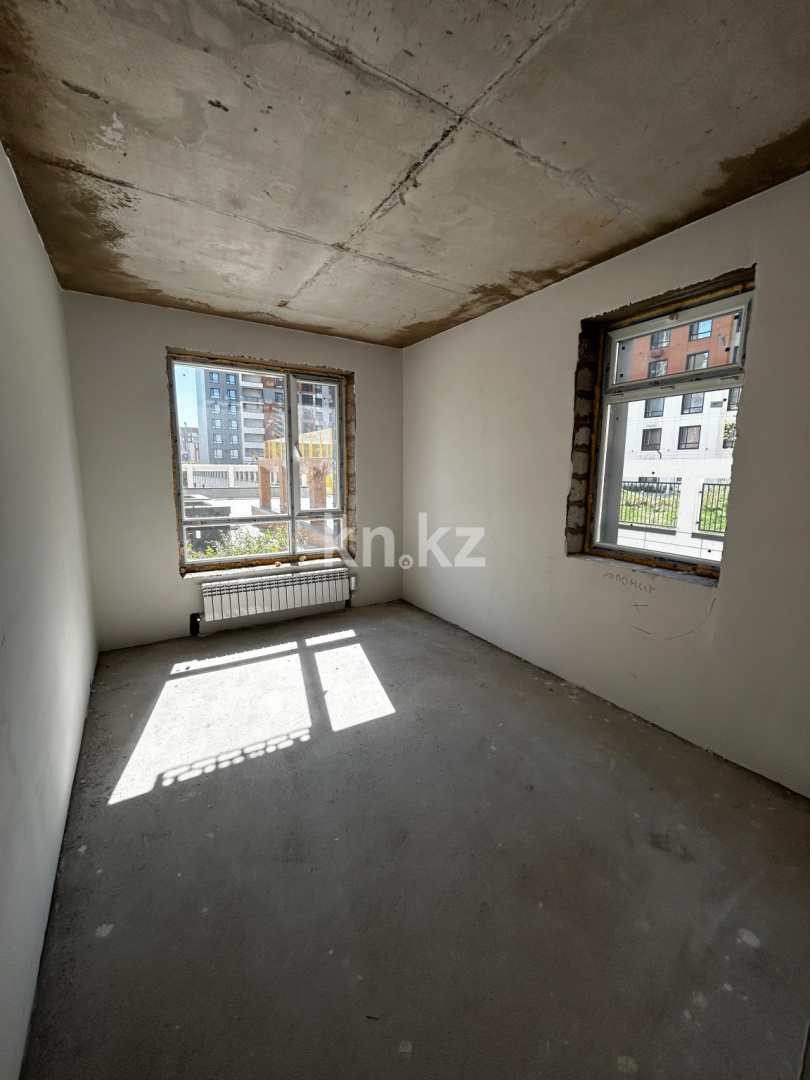 Продажа 3-комнатной квартиры, 87 м², пр. Республики, дом  23/2 в Караганде - фото 6