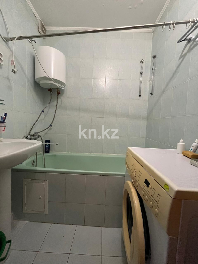 Продажа 1-комнатной квартиры, 42 м², ул. Таттимбета, дом  19 в Караганде - фото 4