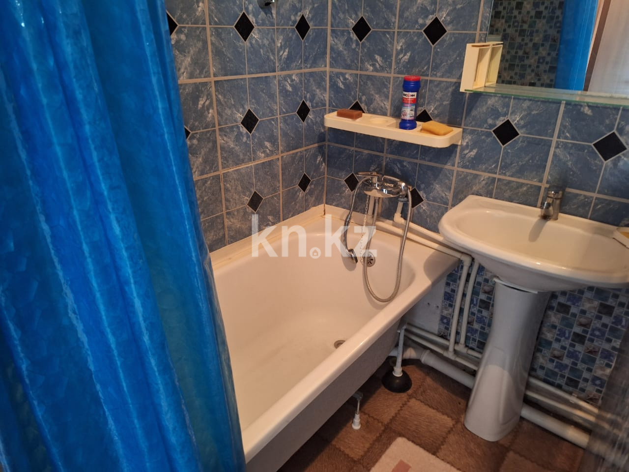 Продажа 2-комнатной квартиры, 47 м², мкр-н 14, дом  13 в Караганде - фото 16