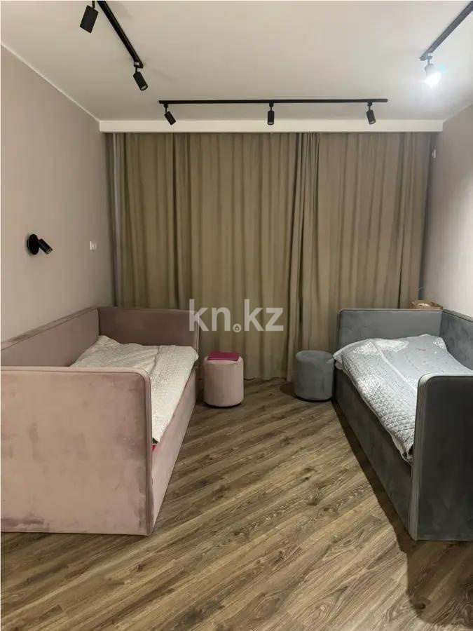 Продажа 2-комнатной квартиры, 70 м², пр. Мангилик Ел, дом  52 в Астане - фото 2