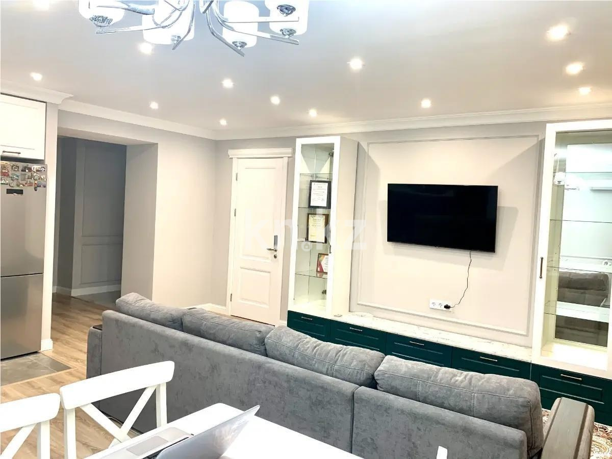 Продажа 2-комнатной квартиры, 77 м² в Алматы