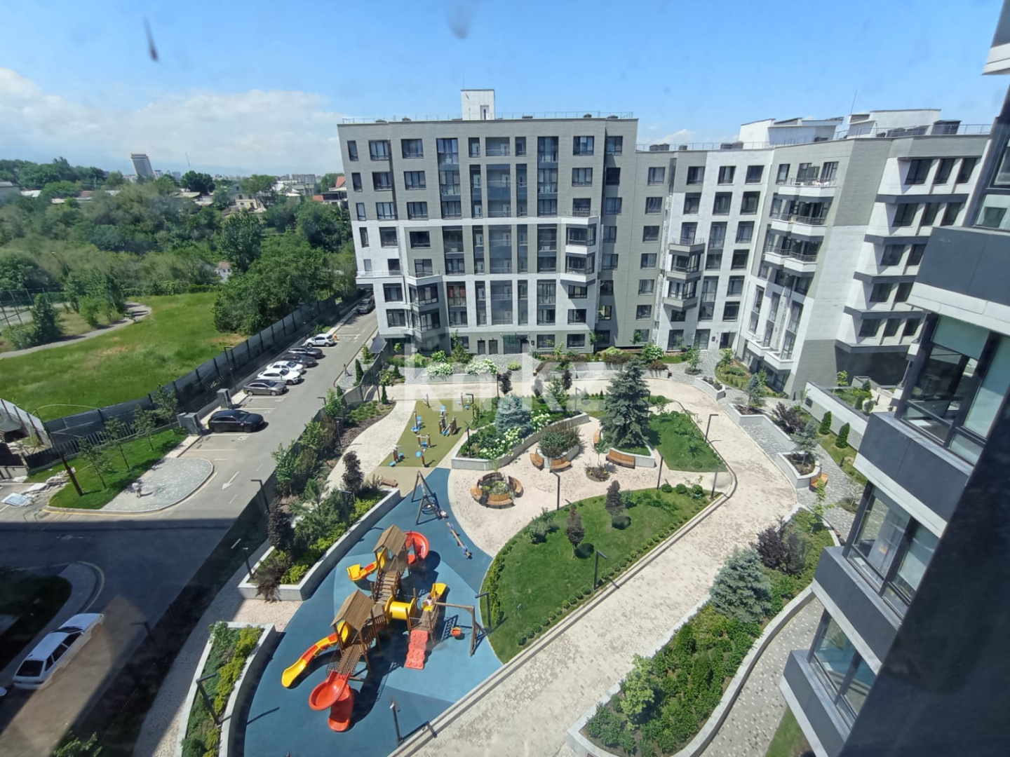 Продажа 2-комнатной квартиры, 82 м² в Алматы - фото 17
