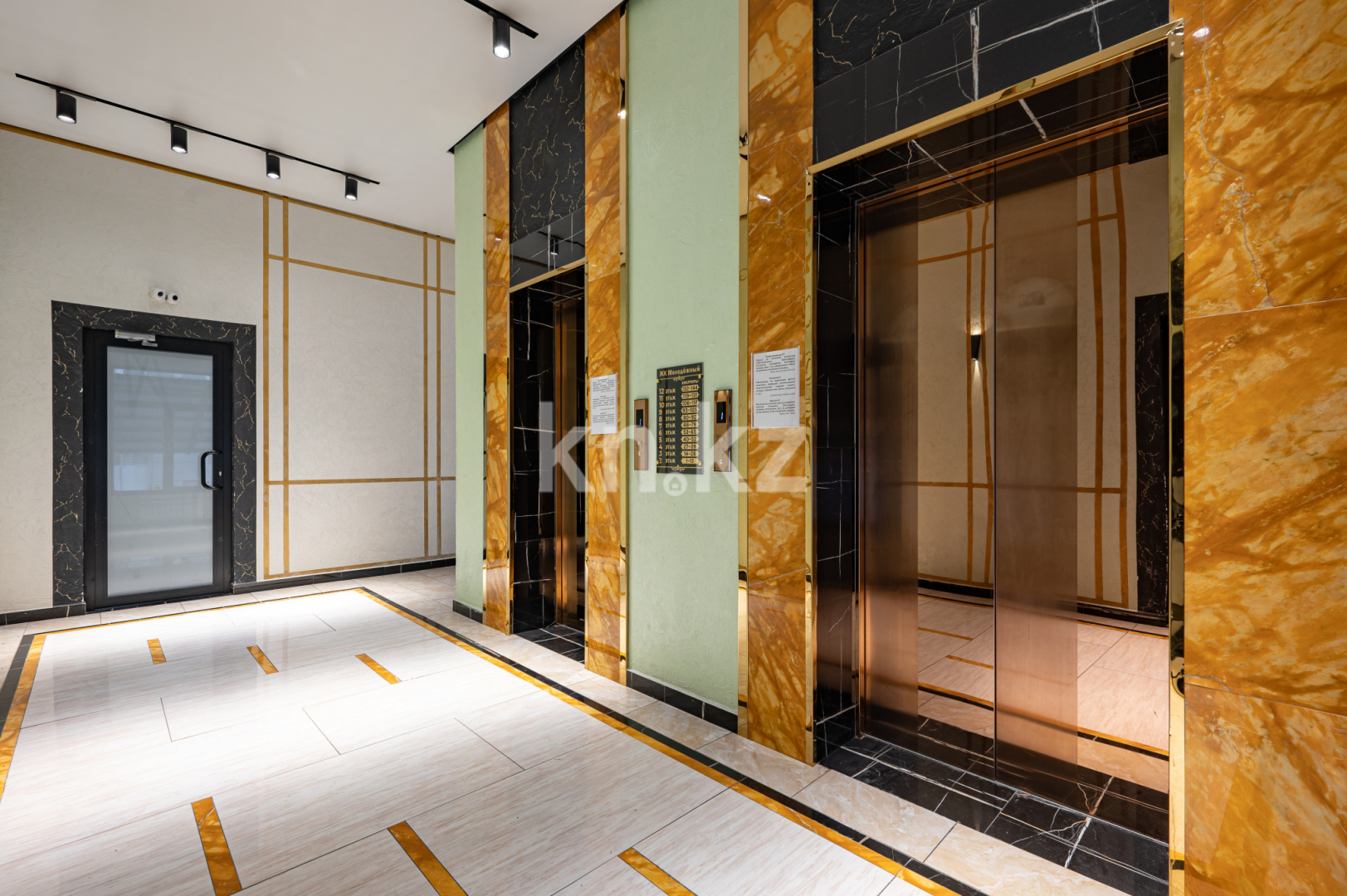 Аренда 1-комнатной квартиры посуточно, 50 м² в Алматы - фото 14