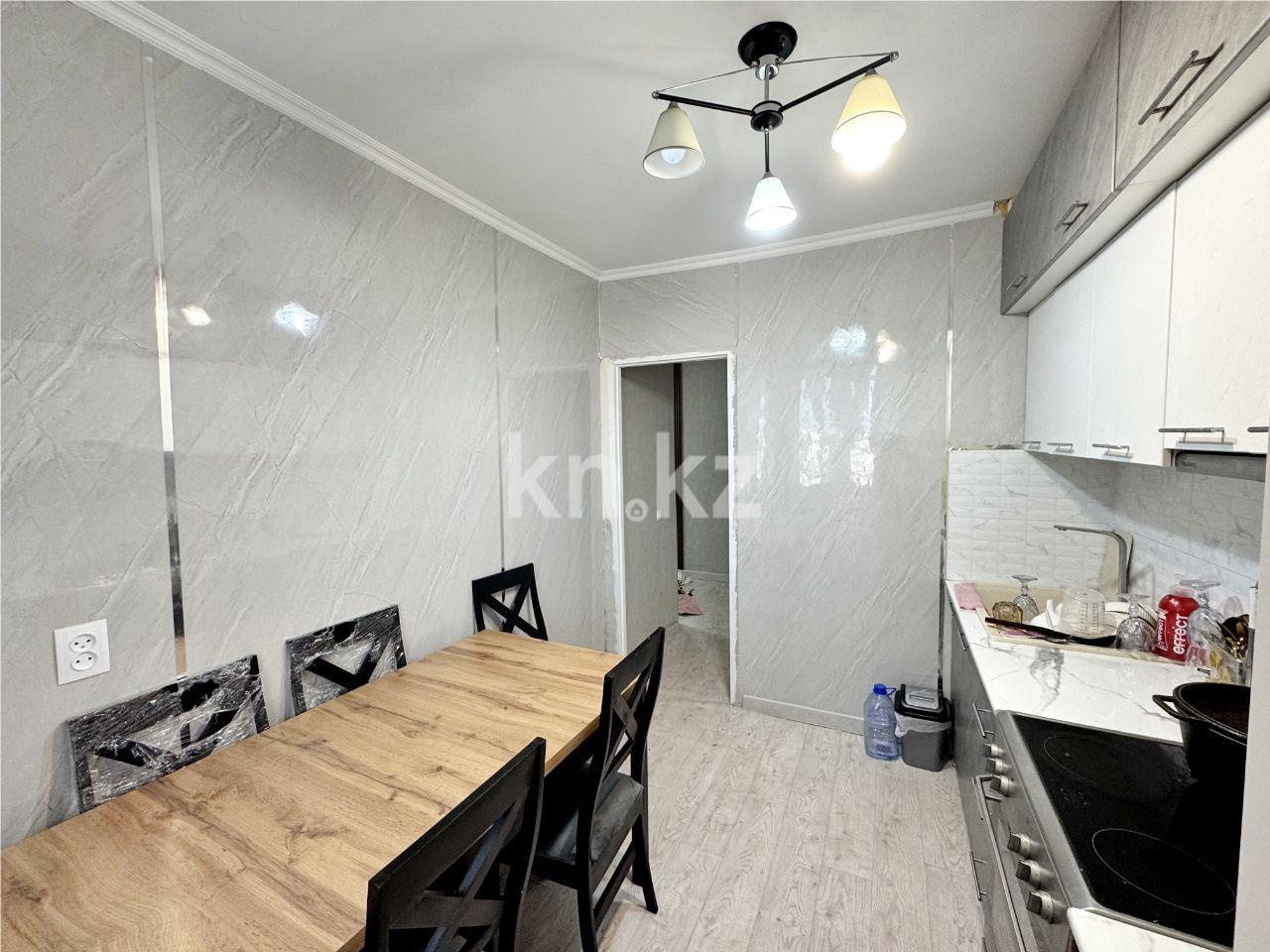 Продажа 3-комнатной квартиры, 67 м², мкр-н 16, дом  12 в Караганде - фото 6