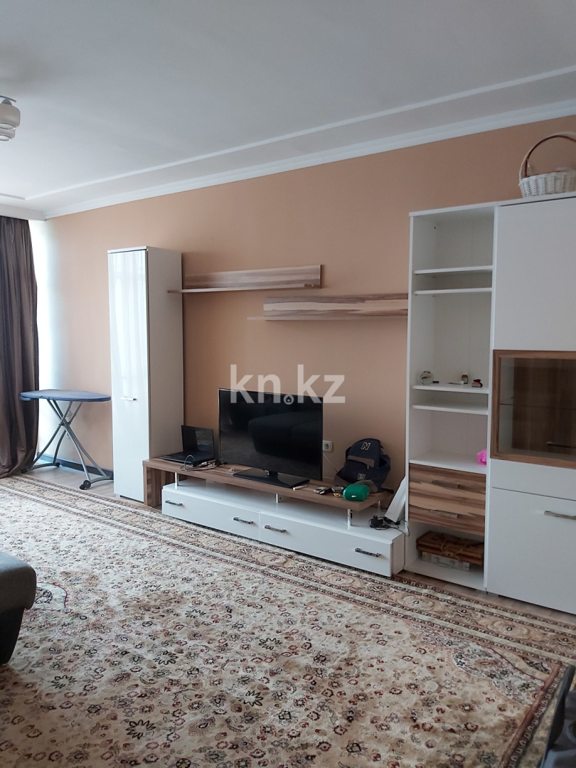 Аренда 2-комнатной квартиры, 80 м² в Алматы