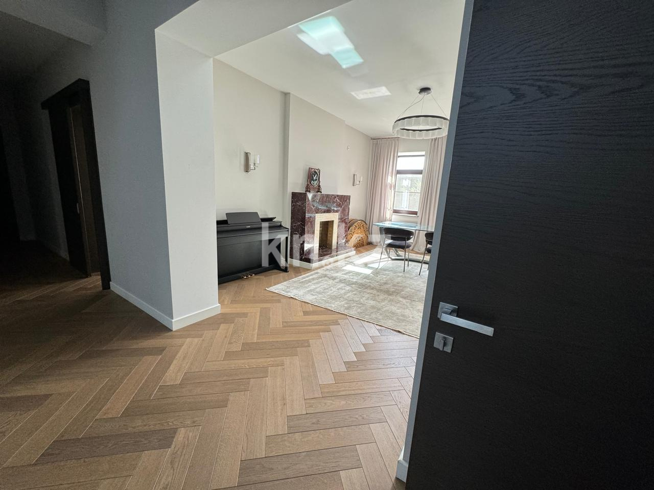 Аренда 5-комнатного дома, 380 м², ул. Кыз-Жибек в Астане - фото 4