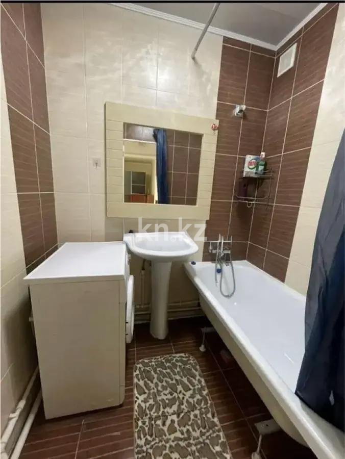 Продажа 1-комнатной квартиры, 45 м², мкр-н Степной-2, дом  2 в Караганде - фото 3