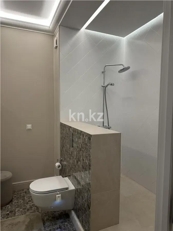 Продажа 3-комнатной квартиры, 163 м², ул. Желтоксан, дом  2/3 в Астане - фото 5