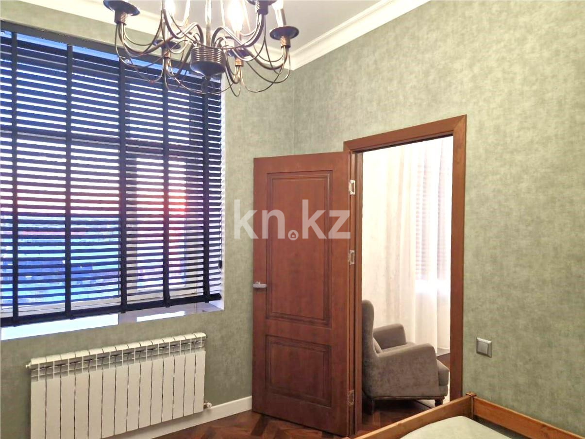 Продажа 4-комнатной квартиры, 90 м², ул. Момышулы в Караганде - фото 7