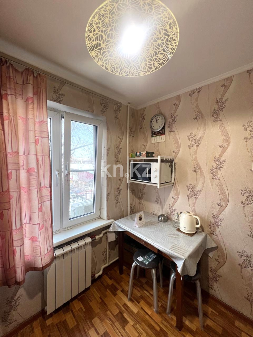 Продажа 3-комнатной квартиры, 63 м², 11 мкр. в Алматы - фото 11