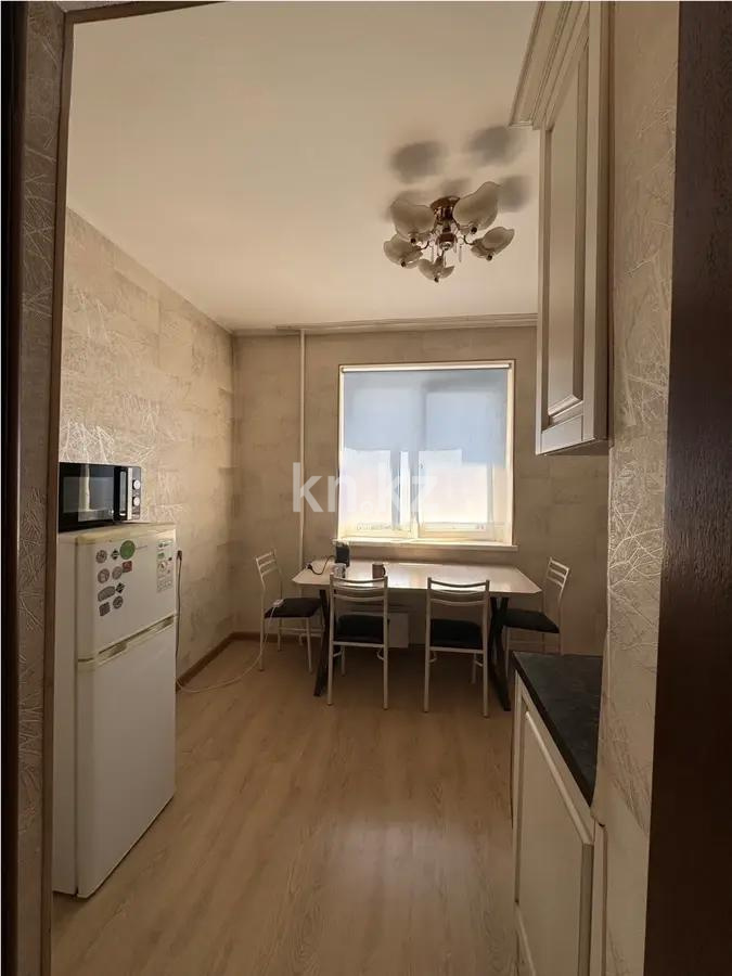 Продажа 3-комнатной квартиры, 65 м², мкр-н Аксай-1а, дом  13 в Алматы - фото 6