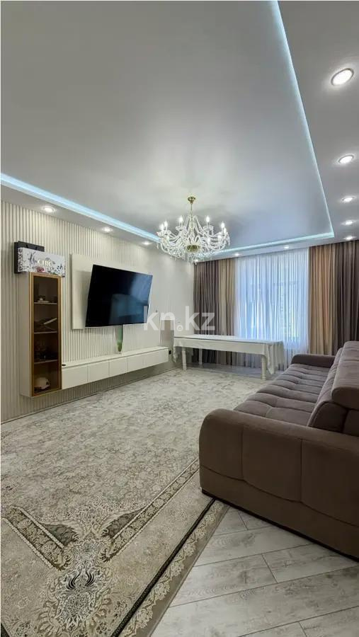Продажа 4-комнатной квартиры, 120 м² в Караганде